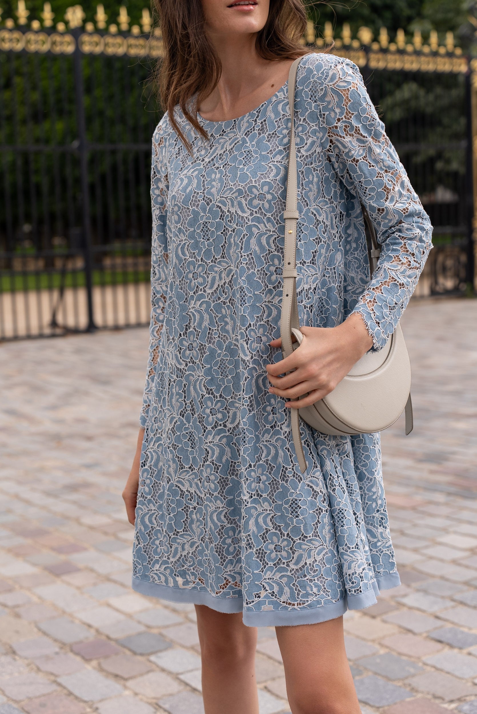 Robe Sansa en dentelle guipure bicolore