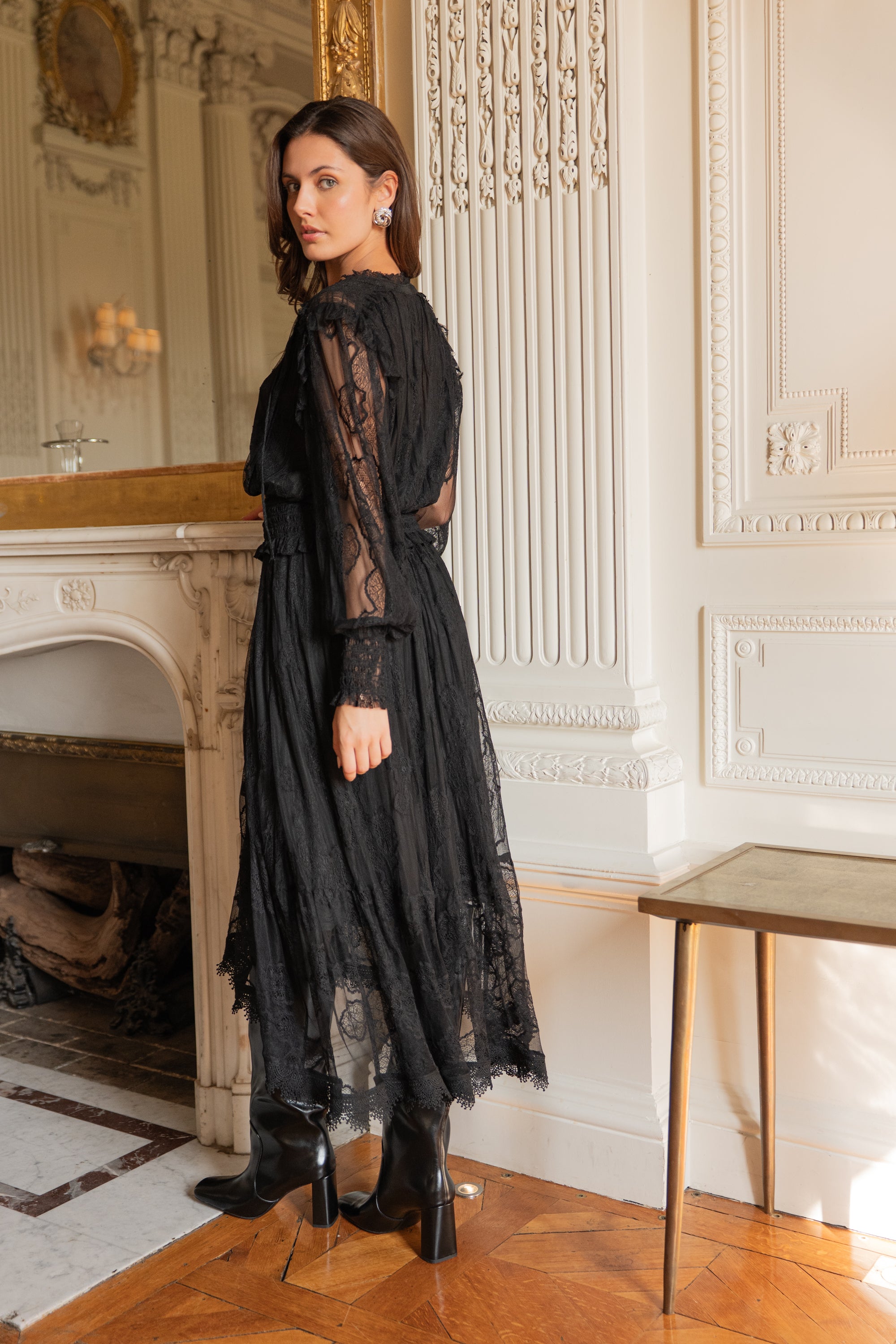 Blouse en dentelle smockée September