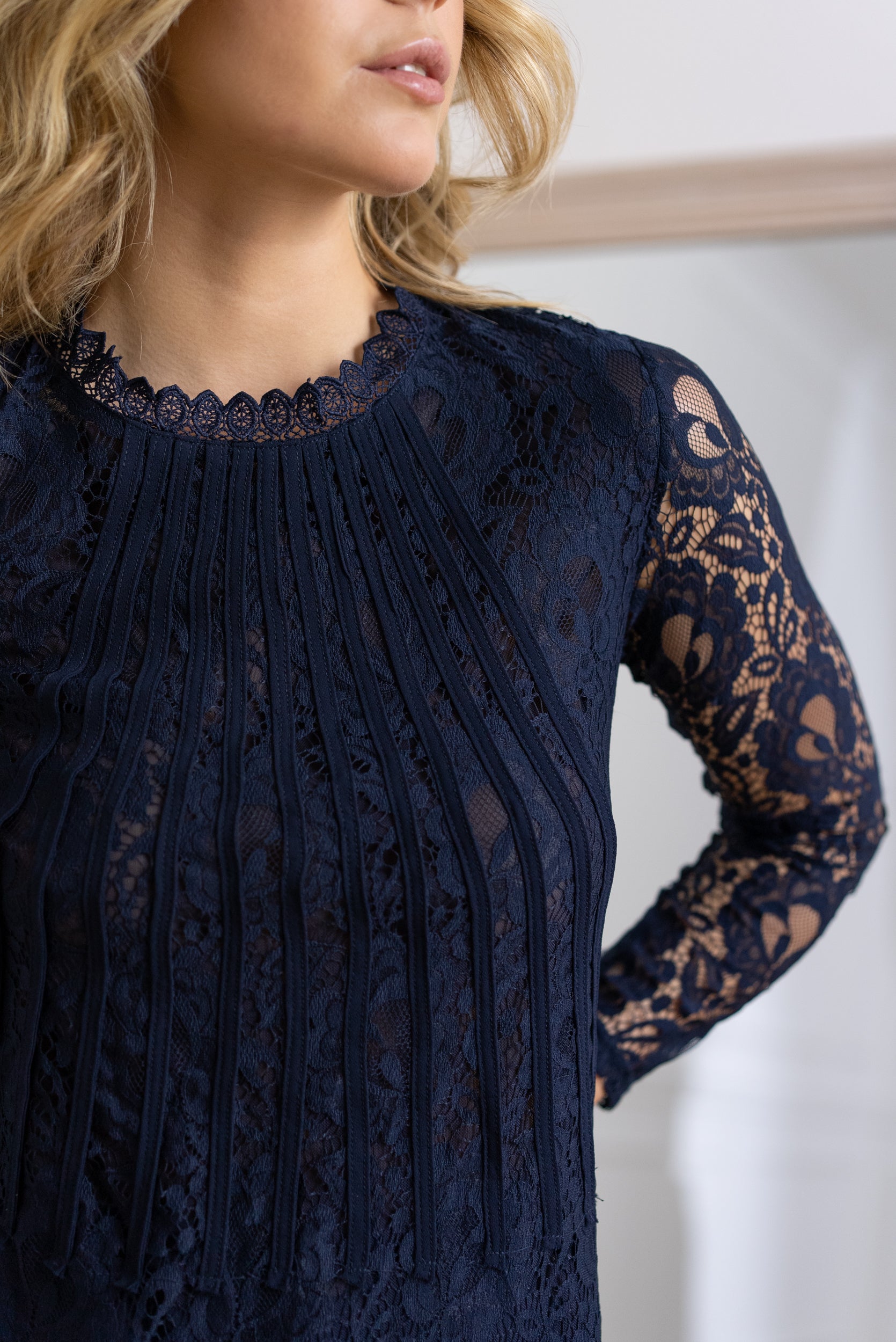 Blouse Tiffany en dentelle à bordures