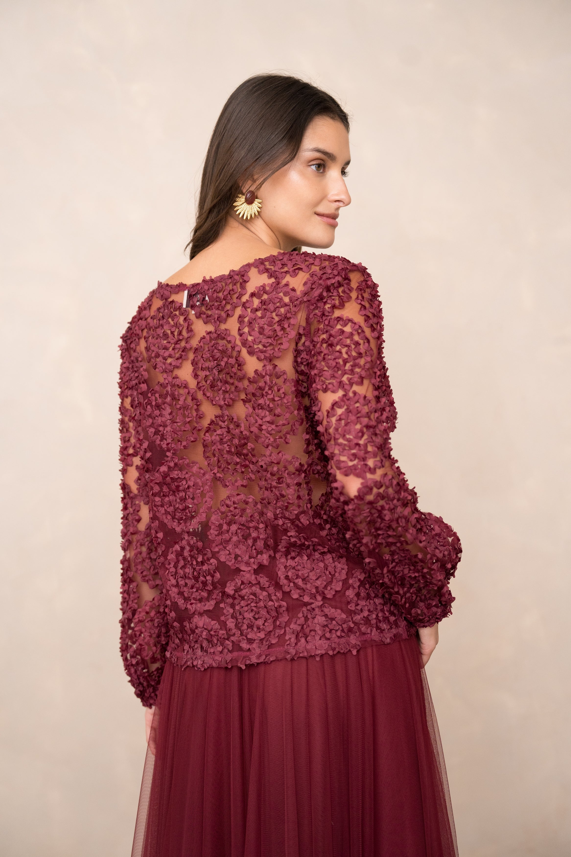 Blouse dentelle à rosaces