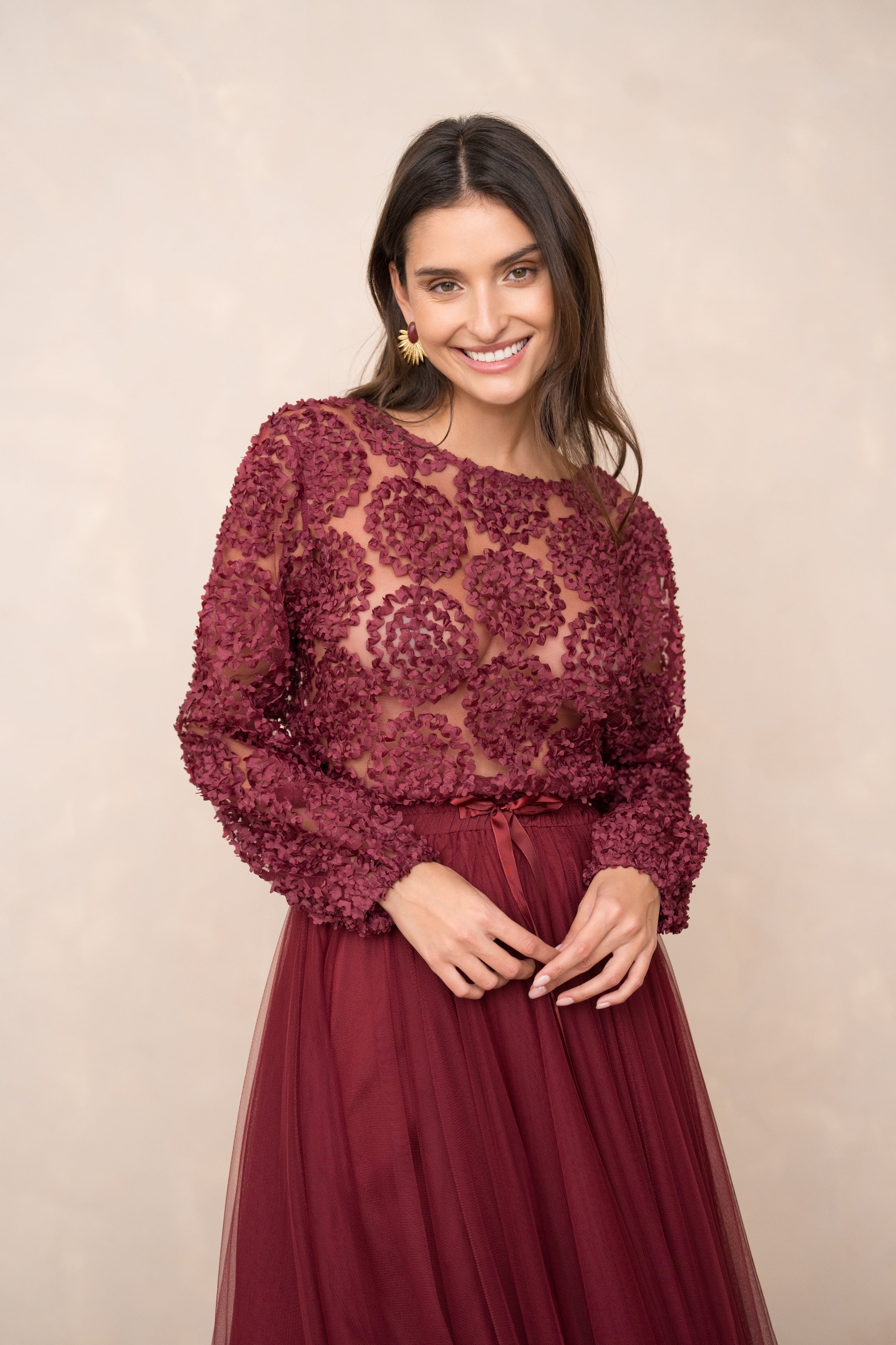 Blouse dentelle à rosaces