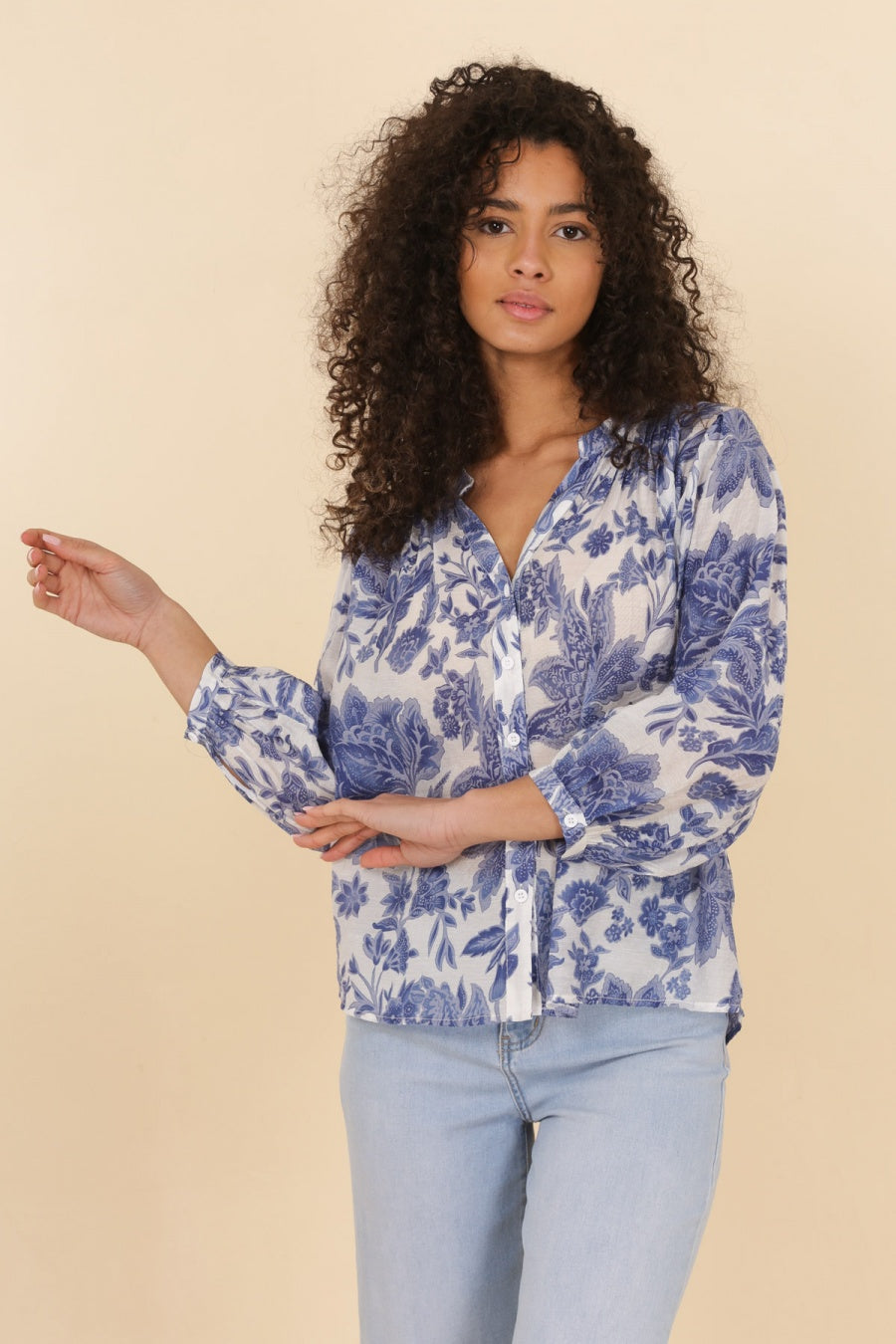 Chemise Eléna en soie imprimée fleurie