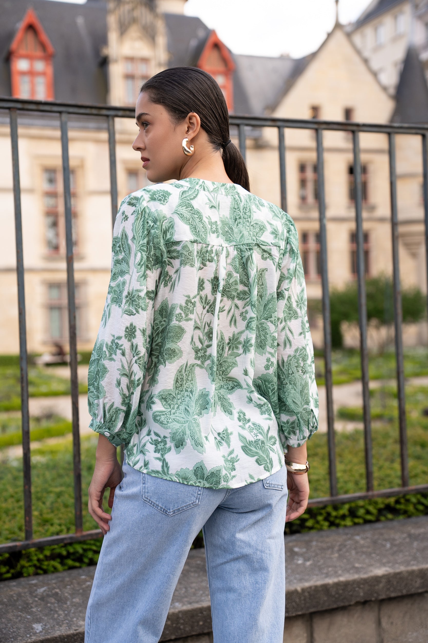 Chemise Eléna en soie imprimée fleurie