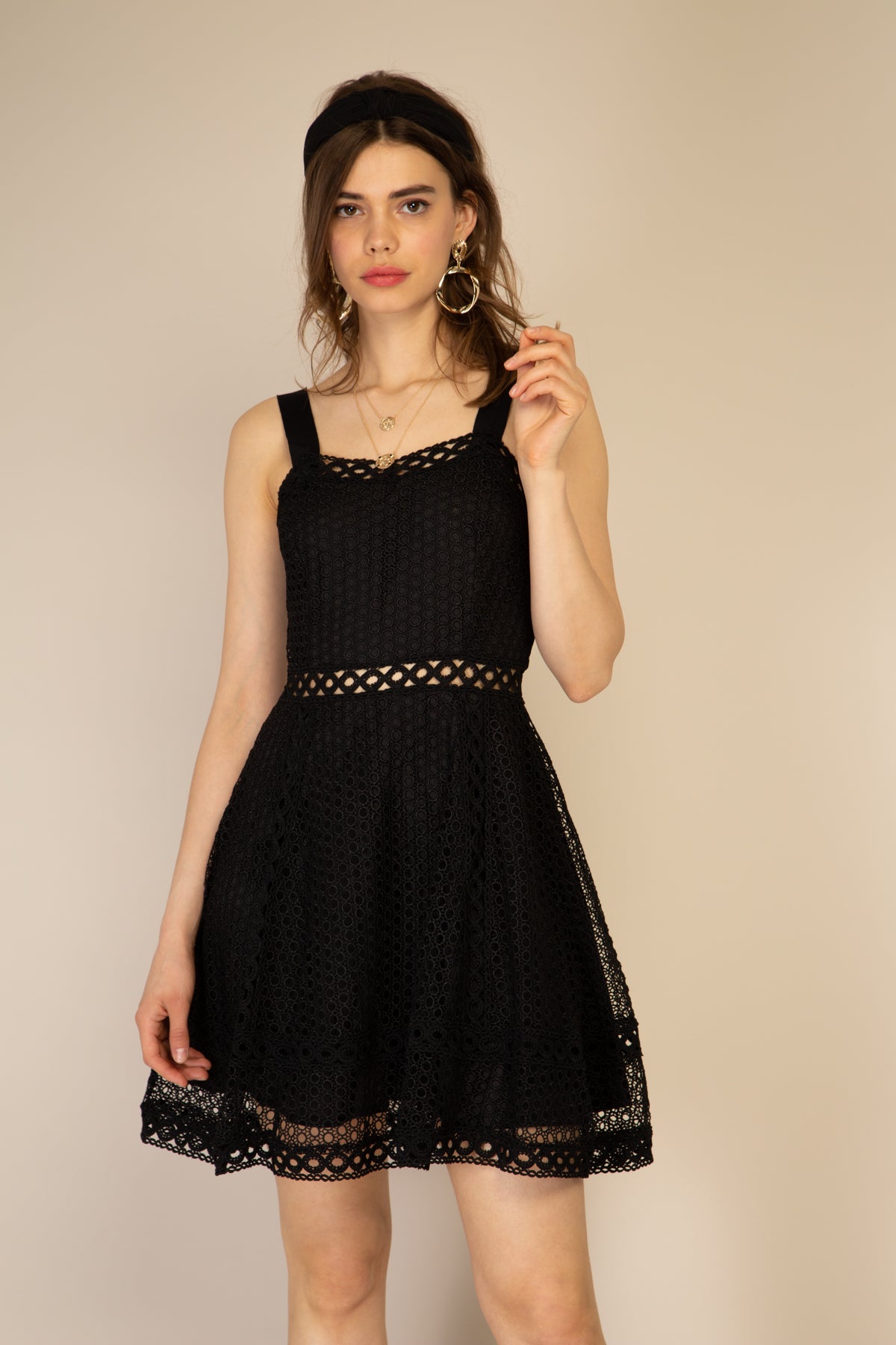 Robe patineuse en dentelle