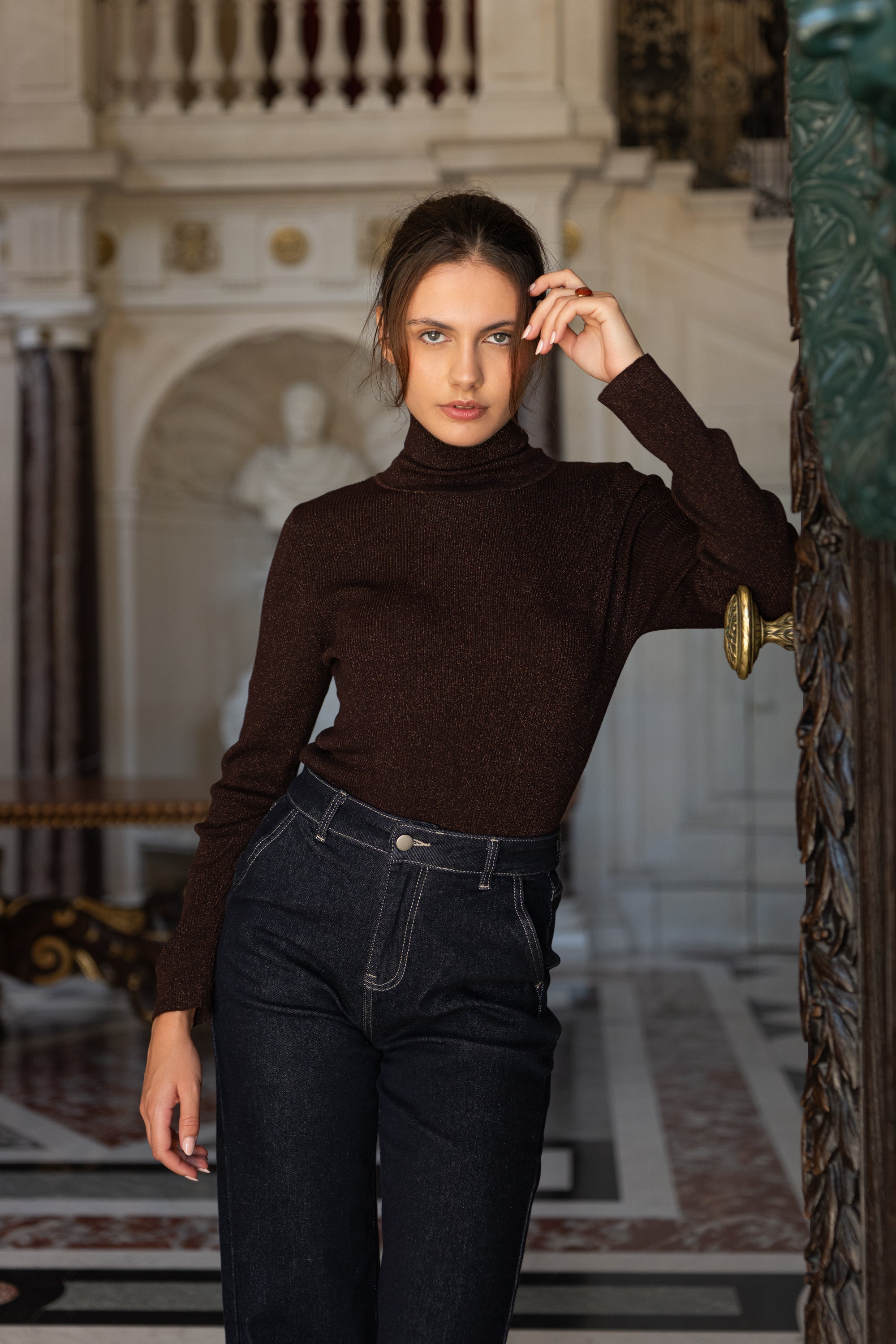 Pull col roulé côtelé en laine et lurex
