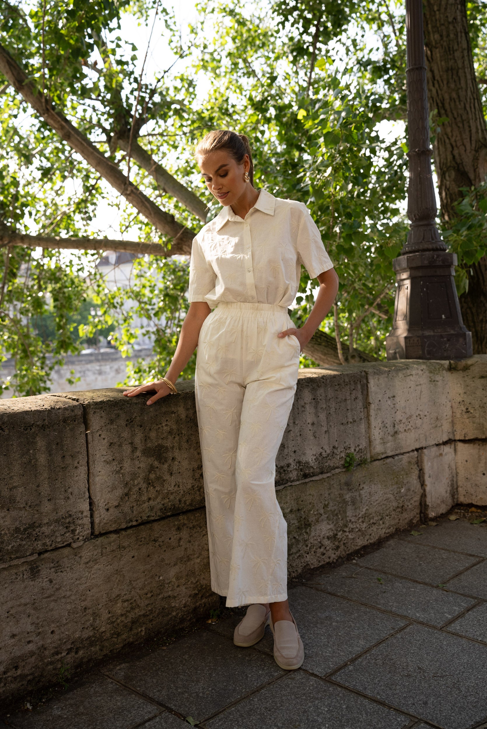 Pantalon Adele en coton brodé
