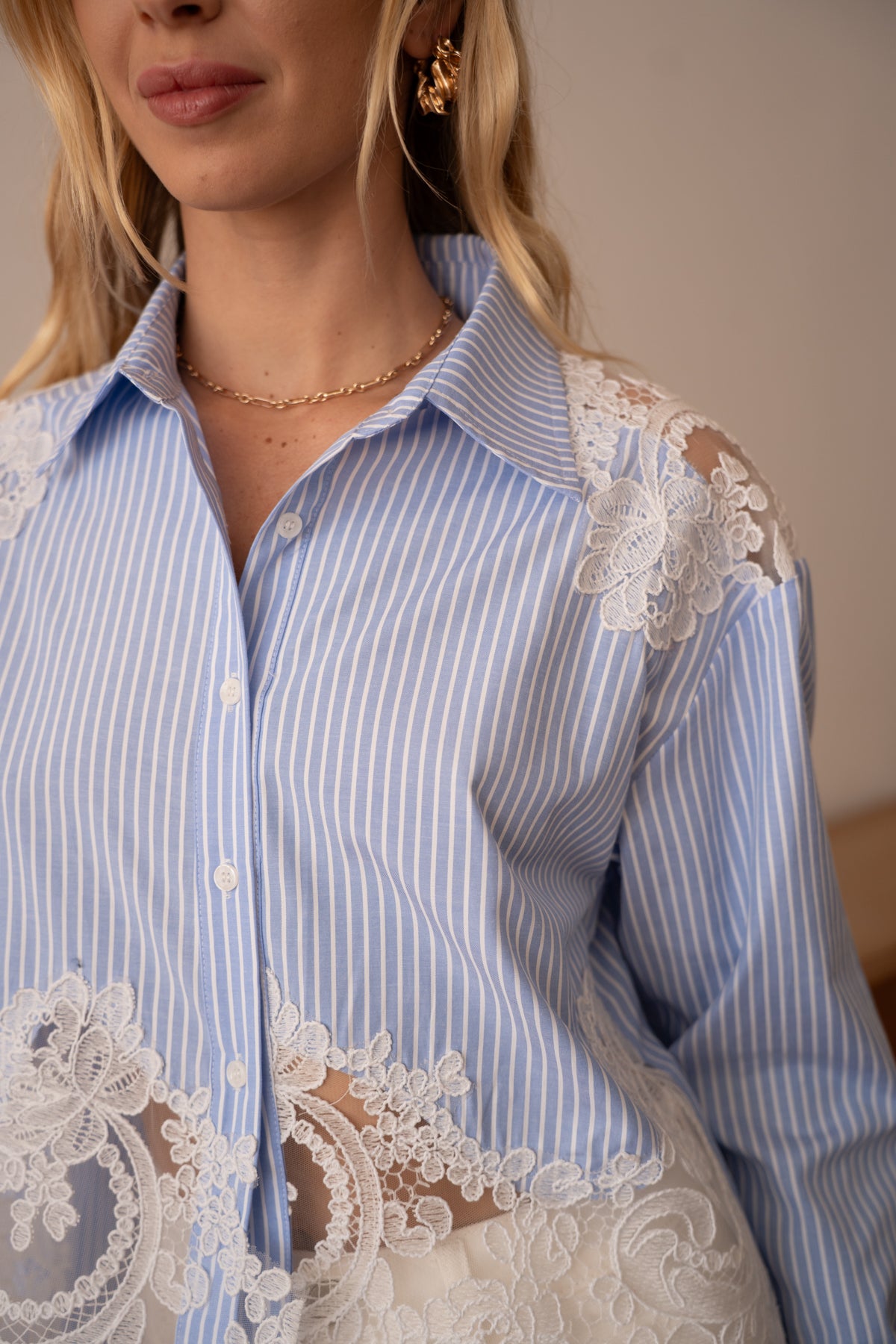 Ariane turtleneck lace blouse 