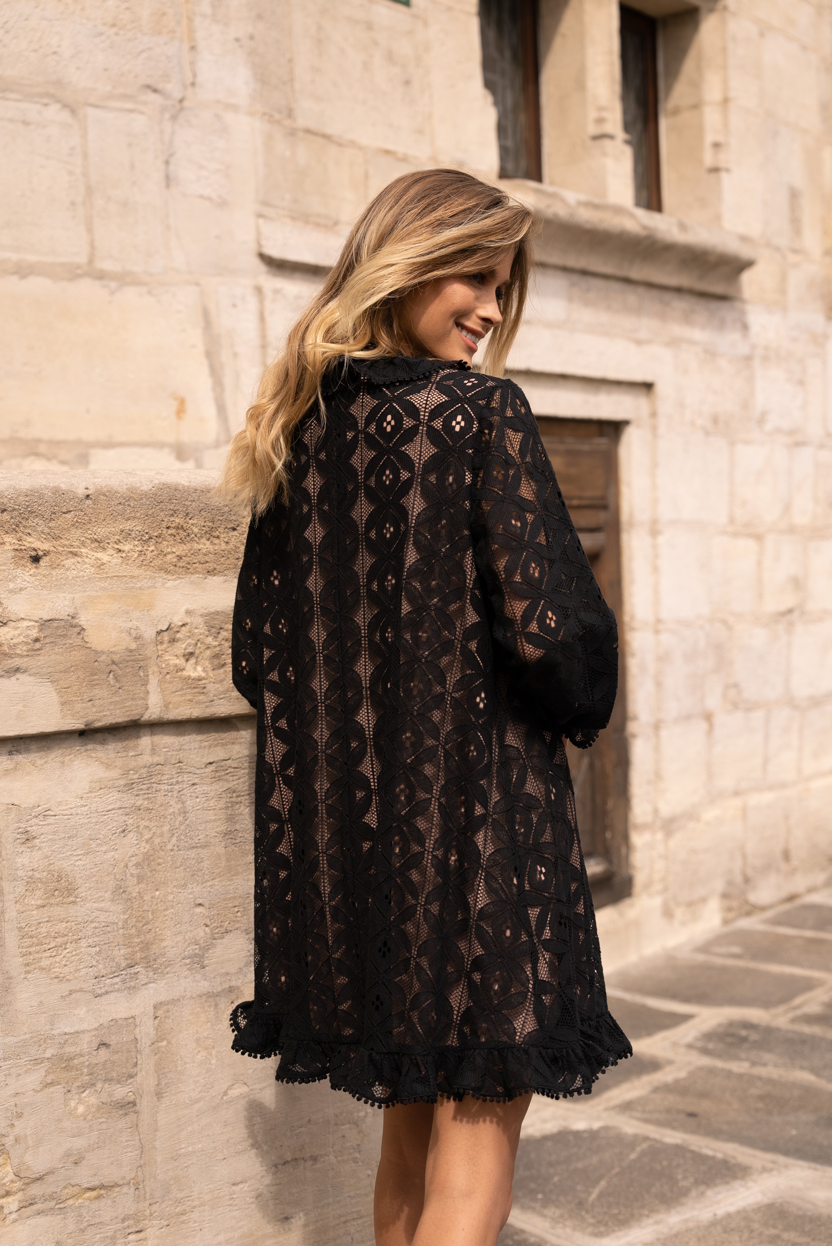 Robe Eugénie col froufrou