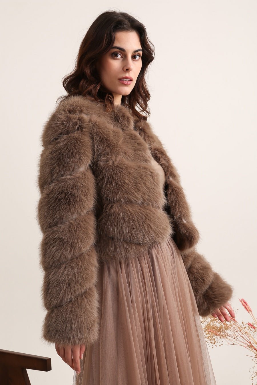 Veste courte en fausse fourrure Paula